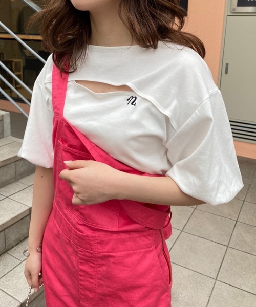 one after another NICE CLAUP(ワンアフターアナザーナイスクラップ)の「胸あきTee(Tシャツ/カットソー・レディース・オフホワイト/ブラック/ピンク・FREE)」の2枚目の写真