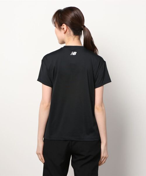 NEW BALANCE(ニューバランス)の「Relentless ファッションスウェットショートスリーブTシャツ(Tシャツ/カットソー・レディース・ホワイト/ブラック/ブルー・SMALL/MEDIUM/LARGE/X-LARGE)」の11枚目の写真