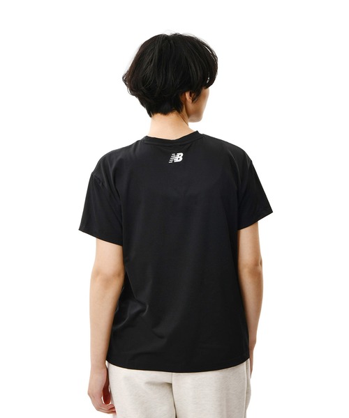 NEW BALANCE(ニューバランス)の「Relentless ファッションスウェットショートスリーブTシャツ(Tシャツ/カットソー・レディース・ホワイト/ブラック/ブルー・SMALL/MEDIUM/LARGE/X-LARGE)」の5枚目の写真