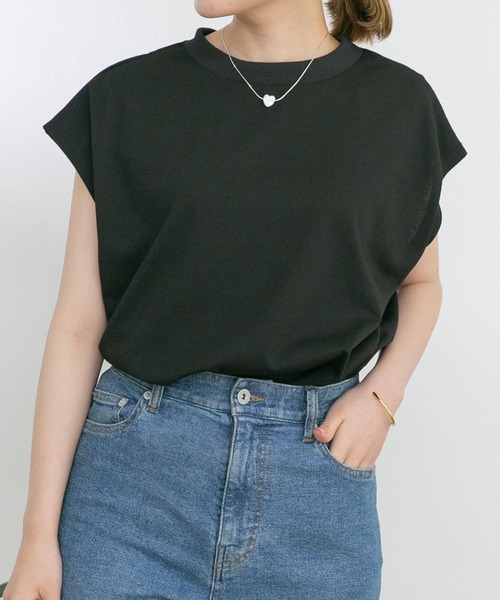 UR Lab.（アーバンリサーチラボ）の「『UR TECH ひやサラクール』フレンチスリーブタックTシャツ（Tシャツ/カットソー・レディース・ブラック/ベージュ系その他/イエロー系その他/グリーン/オフホワイト/スミクロ・FREE）」の3枚目の写真