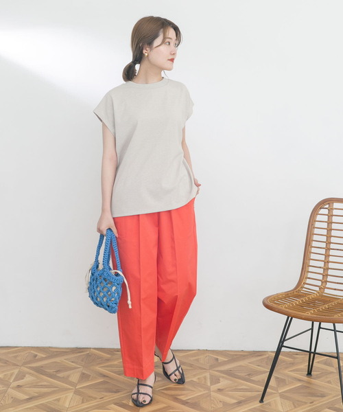 UR Lab.（アーバンリサーチラボ）の「『UR TECH ひやサラクール』フレンチスリーブタックTシャツ（Tシャツ/カットソー・レディース・ブラック/ベージュ系その他/イエロー系その他/グリーン/オフホワイト/スミクロ・FREE）」の14枚目の写真