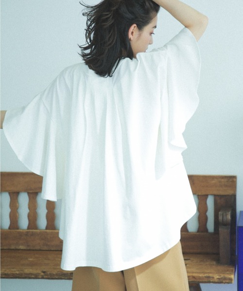 ROSE BUD(ローズバッド)の「(mici)ラッフルスリーブTEE(Tシャツ/カットソー・レディース・ブラック/ホワイト系その他・ONE SIZE)」の1枚目の写真