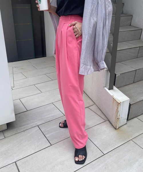 COLONY 2139（コロニートゥーワンスリーナイン）の「クレープタックパンツ / セットアップ可（その他パンツ・レディース・ブラック/ピンク/アイボリー/グレイッシュベージュ・FREE）」の9枚目の写真