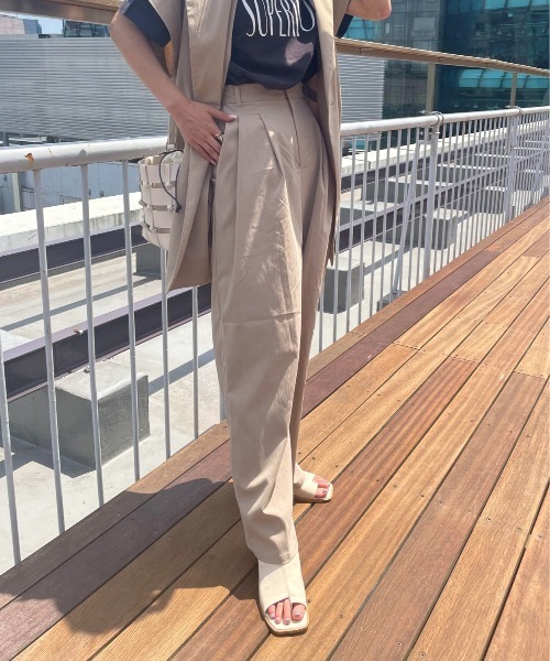 COLONY 2139（コロニートゥーワンスリーナイン）の「クレープタックパンツ / セットアップ可（その他パンツ・レディース・ブラック/ピンク/アイボリー/グレイッシュベージュ・FREE）」の5枚目の写真