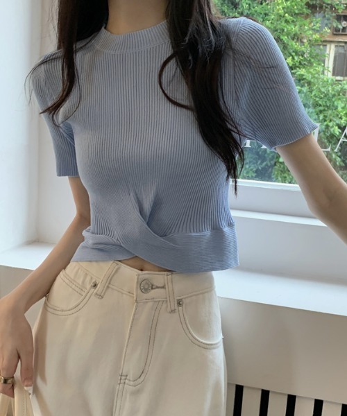 mebole(メボレ)の「クロスデザインプルオーバー(Tシャツ/カットソー・レディース・ライトグリーン/アイボリー/ブルー/ブラック/ホワイト・FREE)」の5枚目の写真