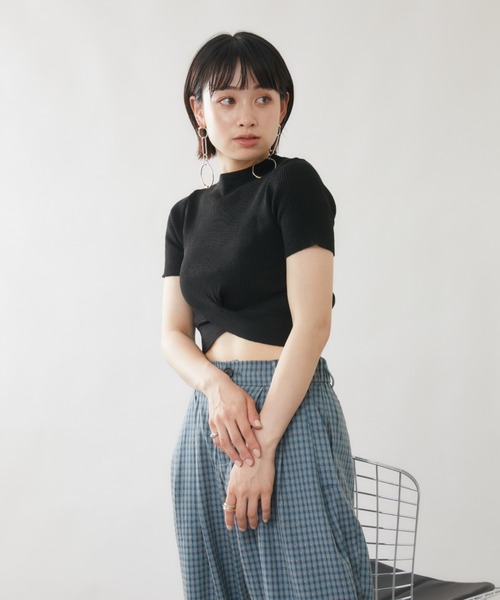 mebole(メボレ)の「クロスデザインプルオーバー(Tシャツ/カットソー・レディース・ライトグリーン/アイボリー/ブルー/ブラック/ホワイト・FREE)」の12枚目の写真