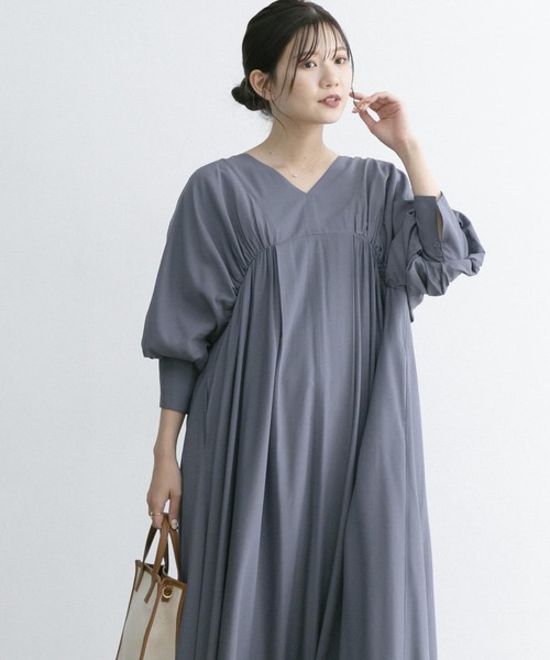 URBAN RESEARCH ROSSO（アーバンリサーチロッソ）の「ギャザーボリュームワンピース（ワンピース・レディース・グレー系その他/ピンク系その他・FREE）」の2枚目の写真