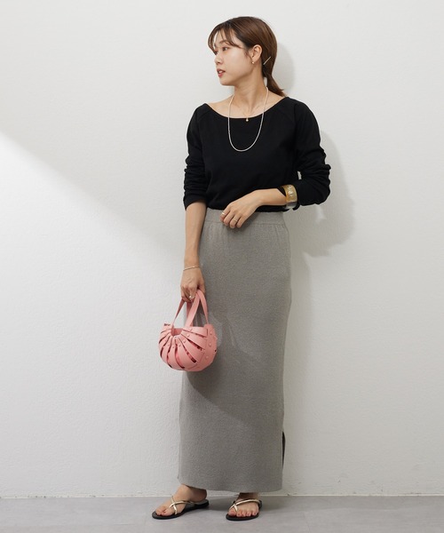 SHENERY（シーナリー）の「ラウンドネックカットソー（Tシャツ/カットソー・レディース・ブラック/ベージュ・FREE）」の9枚目の写真