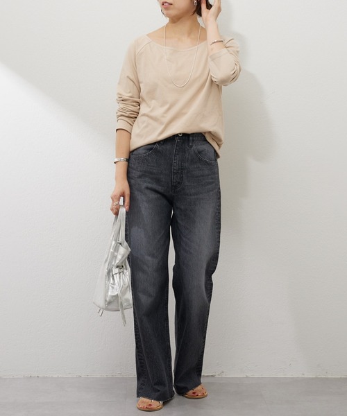 SHENERY（シーナリー）の「ラウンドネックカットソー（Tシャツ/カットソー・レディース・ブラック/ベージュ・FREE）」の19枚目の写真