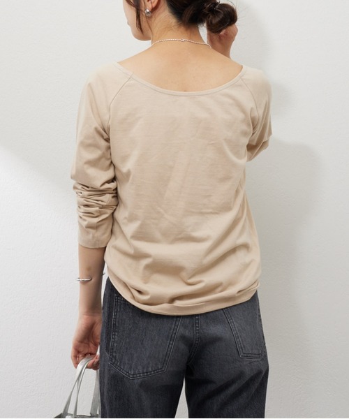 SHENERY（シーナリー）の「ラウンドネックカットソー（Tシャツ/カットソー・レディース・ブラック/ベージュ・FREE）」の17枚目の写真