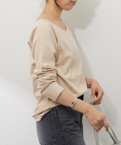 SHENERY（シーナリー）の「ラウンドネックカットソー（Tシャツ/カットソー・レディース・ブラック/ベージュ・FREE）」の15枚目の写真