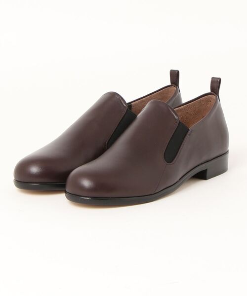 スリッポンシューズ