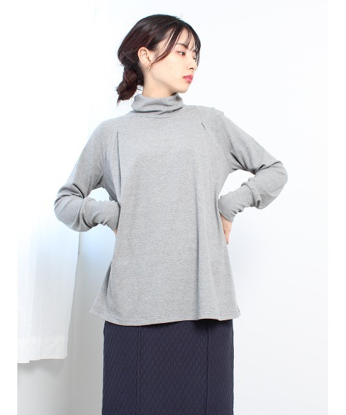 leswel（レスウェル）の「【M～5L 大きいサイズ】キレイめ テレコ タートルネック カットソー（Tシャツ/カットソー・レディース・ネイビー/ライトグレー/イエロー/オフホワイト・M/L/3L/5L/4L/LL）」の8枚目の写真