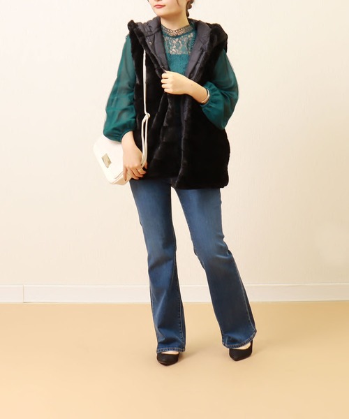 libelle more(リベル モア)の「フェイクファー&キルト リバーシブルベスト(ベスト・レディース・グレー/モカ/ベージュ/ブラック・M/L)」の19枚目の写真