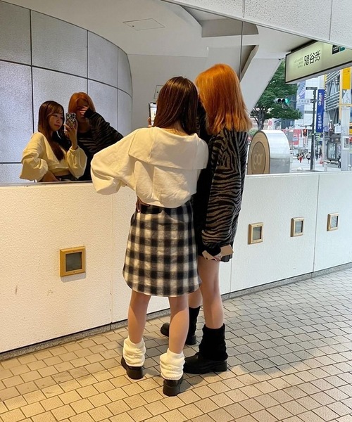 Heather(ヘザー)の「HOLiCレッグウォーマー 164333(レッグウォーマー・レディース・ブラック/オフホワイト/グリーン・ONE SIZE)」の14枚目の写真