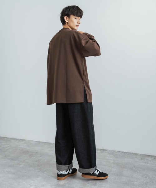 Rocky Monroe(ロッキーモンロー)の「オーバーサイズ カットジョーゼット ワイドハイネックロングTシャツ(Tシャツ/カットソー・メンズ・ホワイト/チャコールグレー/ブラック/グレー/ベージュ/ネイビー/ブラウン・M/L)」の21枚目の写真