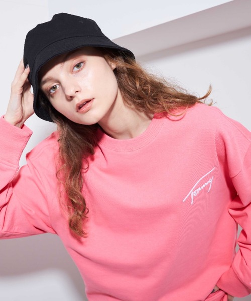 tommy jeans（トミー ジーンズ）の「シグネチャーロゴスウェットシャツ（スウェット・メンズ・グリーン/ネイビー/ベージュ/ピンク/グレー・LARGE/MEDIUM/SMALL/X-LARGE）」の5枚目の写真