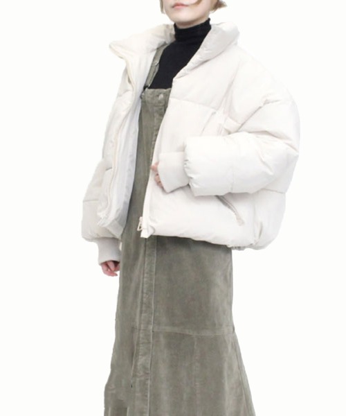 STYLEBLOCK（スタイルブロック）の「ファイバーダウンボリュームジャケット（ダウンジャケット/コート・レディース・グレイッシュベージュ/ブラック/ミント/ホワイト系その他/グリーン・M）」の2枚目の写真