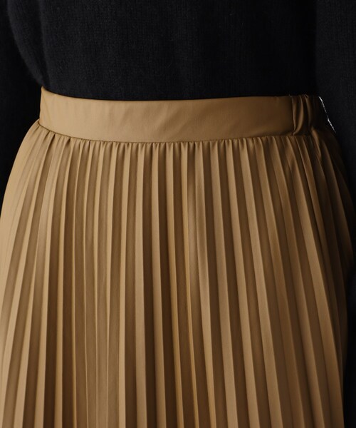 OPAQUE.CLIP（オペークドットクリップ）の「◆シンセティックレザー プリーツスカート（スカート・レディース・ブラック/イエロー/ブラウン系その他・38/36）」の7枚目の写真