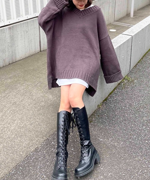 SPIRALGIRL（スパイラルガール）の「Vネックオーバーチュニックニット（ニット/セーター・レディース・ホワイト/グリーン/ブラック・FREE）」の6枚目の写真