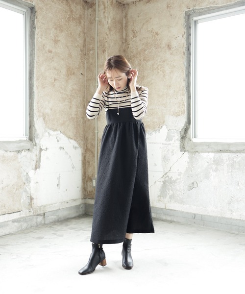SESTO(セスト)の「ウッドヒールストレッチショートブーツ(ブーツ・レディース・ブラック/キャメル・S/M/L/LL/3L)」の10枚目の写真