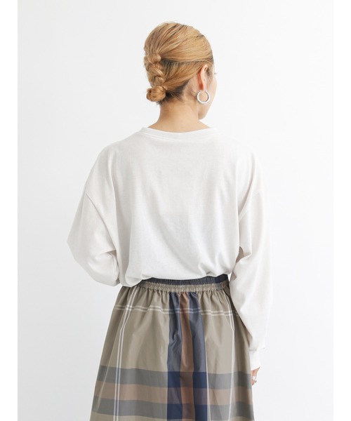 Samansa Mos2 blue（サマンサモスモスブルー）の「アソートロゴロンT（Tシャツ/カットソー・レディース・オフホワイト/ライトベージュ/ブラック・ﾌﾘ-）」の9枚目の写真