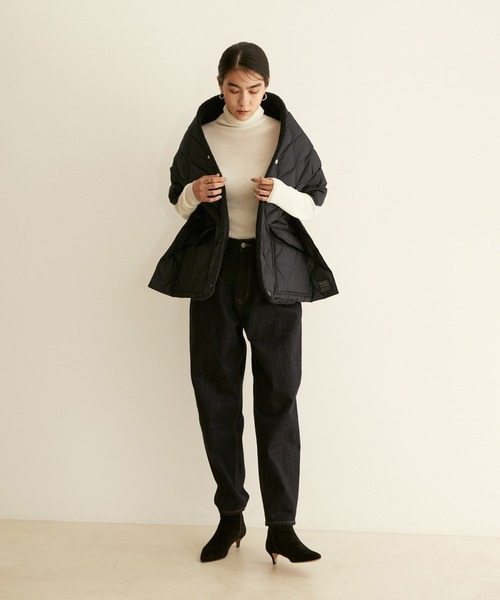 TAION(タイオン)の「【TAION(タイオン)】ミリタリーリバーシブルダウンストール(ストール/ショール・レディース・ブラック/オリーブ・FREE)」の7枚目の写真