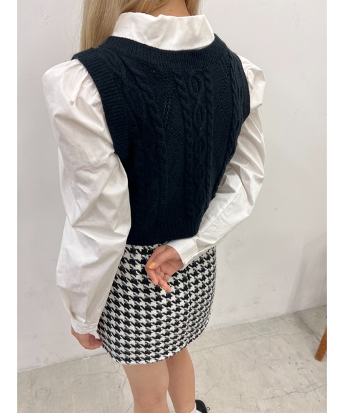 PHILLY(フィリー)の「ケーブルベストSETシャツ(ベスト・レディース・ベージュ/ブラック・FREE)」の6枚目の写真