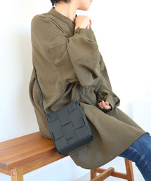 <favori vie nouvelle/ファボリ ヴィー ヌーヴェル> メッシュ編みミニショルダーバッグ