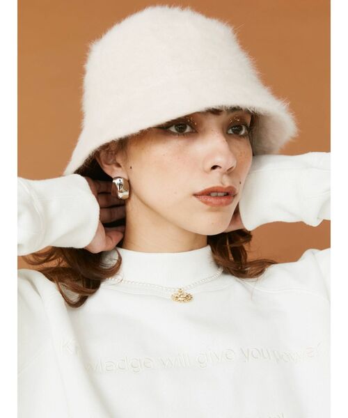 EVRIS（エヴリス）の「ファーバケットハット（ハット・レディース・パープル/アイボリー/ブラック・FREE）」の2枚目の写真