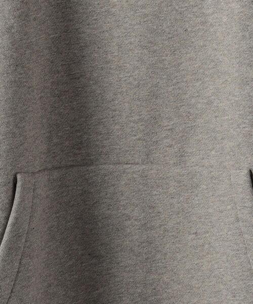 FOG ESSENTIALS(エフオージーエッセンシャルズ)の「<FEAR OF GOD ESSENTIALS> PULLOVER HOODIE3/パーカー(パーカー・メンズ・グレー/ライトグレー/ブラック・M/L/S)」の13枚目の写真
