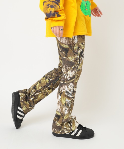 RNA（アールエヌエー）の「R4043 ストレッチワッフルフレアパンツ（その他パンツ・レディース・レオパード/パープル/グリーン/杢グレー/ブラック/レッド/ホワイト×ブラック/ピンク/ライトグリーン/その他/グレー/ブルー・MEDIUM）」の16枚目の写真