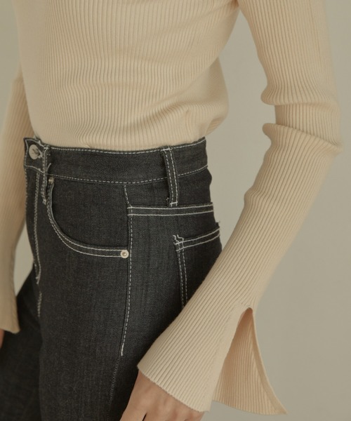 ACYM（アシーム）の「Marshmarrow slit sleeve ニット（ニット/セーター・レディース・ブラック/ベージュ/アイボリー・FREE）」の12枚目の写真