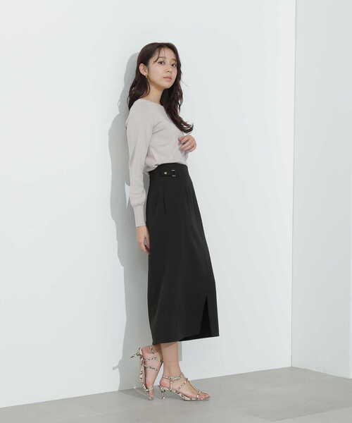 NATURAL BEAUTY BASIC（ナチュラルビューティーベーシック）の「＜総針ベーシックニット＞ボートネック（ニット/セーター・レディース・ブルー/グレイッシュベージュ/イエロー/オフホワイト・FREE）」の17枚目の写真