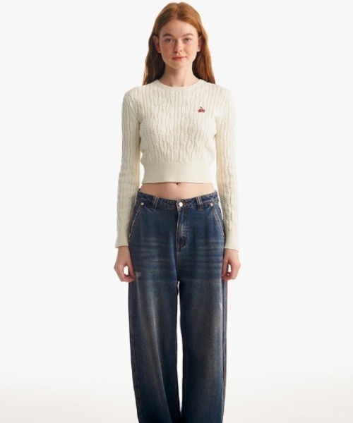 KIRSH(キルシー)の「KIRSH SMALL CHERRY CABLE CROP KNIT/キルシースモールチェリーケーブルクロップニット(ニット/セーター・レディース・アイボリー/パープル/ネイビー/ライトグリーン/ピンク・ONE SIZE)」の6枚目の写真