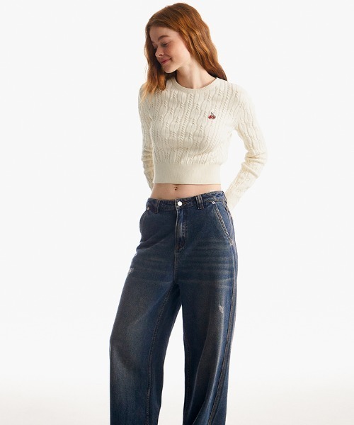 KIRSH(キルシー)の「KIRSH SMALL CHERRY CABLE CROP KNIT/キルシースモールチェリーケーブルクロップニット(ニット/セーター・レディース・アイボリー/パープル/ネイビー/ライトグリーン/ピンク・ONE SIZE)」の10枚目の写真