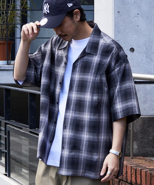 FREAK'S STORE（フリークスストア）の「【限定展開】 Relax Fit リラックスフィット オープンカラー オンブレチェック ショートスリーブシャツ（シャツ/ブラウス・メンズ・オリーブ/ブラック/ブルー・MEDIUM/LARGE/SMALL）」の9枚目の写真