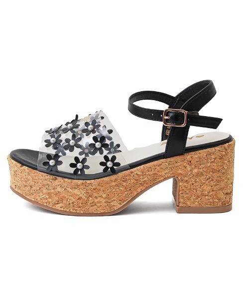 algy（アルジー）の「（ALGY）小花モチーフ クリア素材 ボリュームサンダル（サンダル・キッズ・ブラック/イエロー/ライトグリーン/ホワイト・19.0cm/20.0cm/21.0cm/22.0cm/23.0cm/24.0cm）」の12枚目の写真