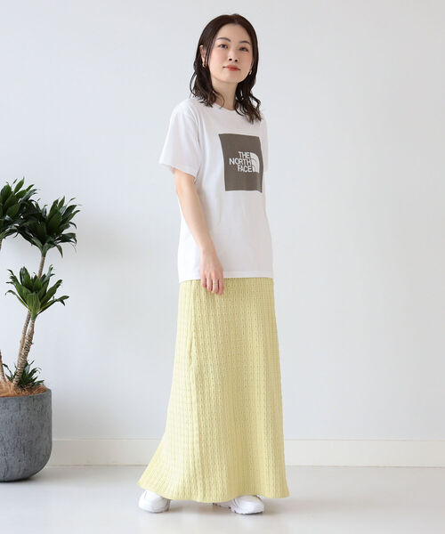 THE NORTH FACE（ザノースフェイス）の「THE NORTH FACE / ショートスリーブ カラード スクエア ロゴ Tシャツ（Tシャツ/カットソー・レディース・グレー/ブラック・MEDIUM）」の4枚目の写真