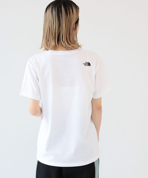 THE NORTH FACE（ザノースフェイス）の「THE NORTH FACE / ショートスリーブ カラード スクエア ロゴ Tシャツ（Tシャツ/カットソー・レディース・グレー/ブラック・MEDIUM）」の10枚目の写真