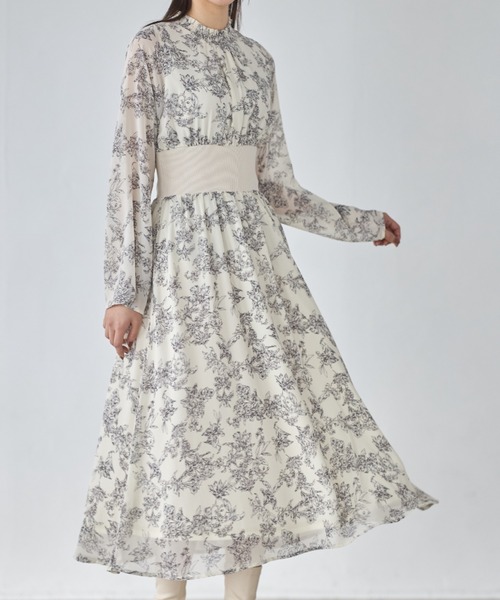 tocco closet（トッコ　クローゼット）の「【ZOZO限定】２ＷＡＹボウタイリボン付きウエストリブ切替スリットスリーブフラワープリントワンピース（ワンピース・レディース・グレイッシュベージュ/アイボリー・M）」の14枚目の写真