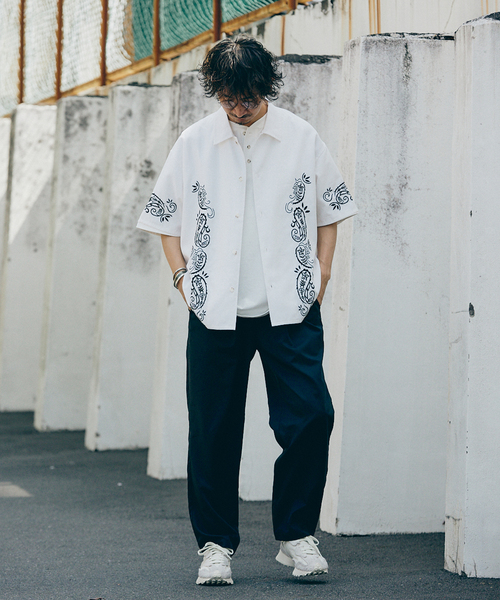 JOURNAL STANDARD relume - JOURNAL STANDARD relume (ジャーナルスタンダードレリューム) 24051464043020 エンブロイダリー ペイズリー 半袖シャツ メンズ ブラック L JOURNAL STANDARD relume シャツ ブラウス エンブロイダリー