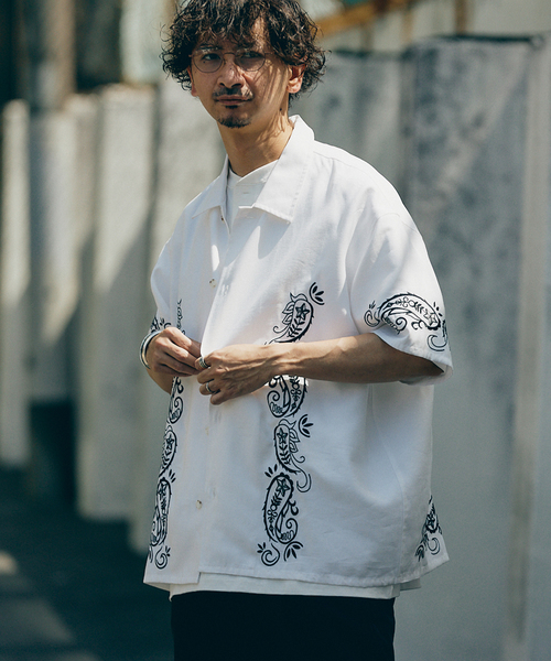 JOURNAL STANDARD relume（ジャーナルスタンダード　レリューム）の「エンブロイダリーペイズリー レギュラー半袖シャツ（シャツ/ブラウス・メンズ・ホワイト/パープル/Mustard・MEDIUM/LARGE）」の8枚目の写真