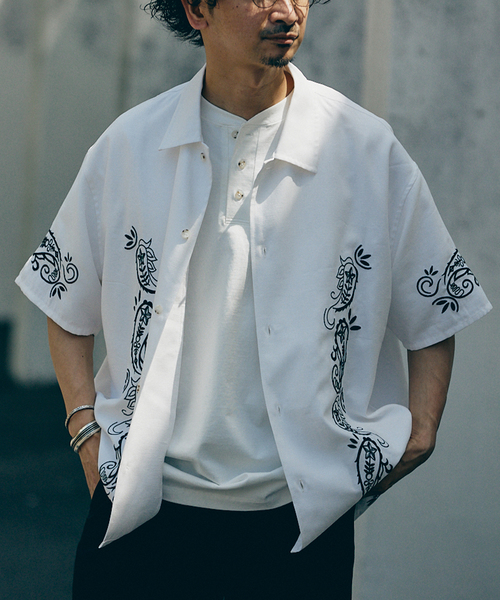 JOURNAL STANDARD relume（ジャーナルスタンダード　レリューム）の「エンブロイダリーペイズリー レギュラー半袖シャツ（シャツ/ブラウス・メンズ・ホワイト/パープル/Mustard・MEDIUM/LARGE）」の9枚目の写真