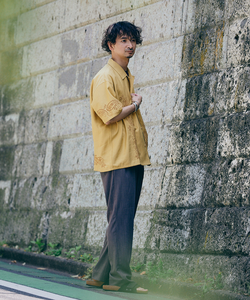 JOURNAL STANDARD relume（ジャーナルスタンダード　レリューム）の「エンブロイダリーペイズリー レギュラー半袖シャツ（シャツ/ブラウス・メンズ・ホワイト/パープル/Mustard・MEDIUM/LARGE）」の17枚目の写真