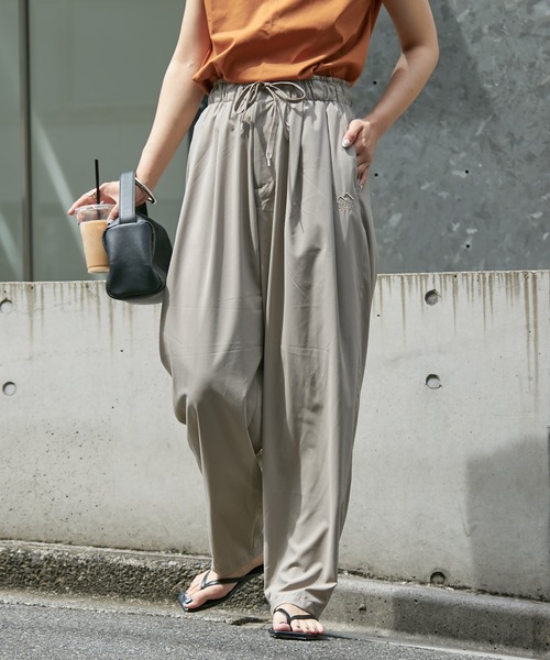 Franklin Climbing(フランクリンクライミング)の「【Franklin Climbing】GEARWALK WIDE PANTS(その他パンツ・レディース・ホワイト系その他/ブラック・MEDIUM/LARGE)」の7枚目の写真