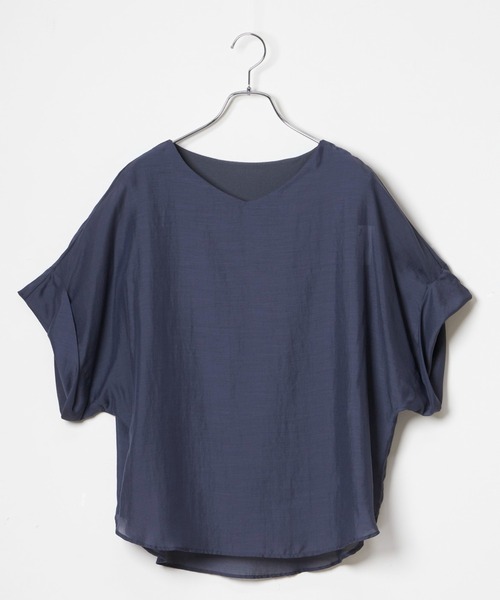 INED CLARO（イネドクラロ）の「エステルローン ボートネックブラウス（シャツ/ブラウス・レディース・ブルー/ベージュ/チャコールグレー・フリー）」の2枚目の写真