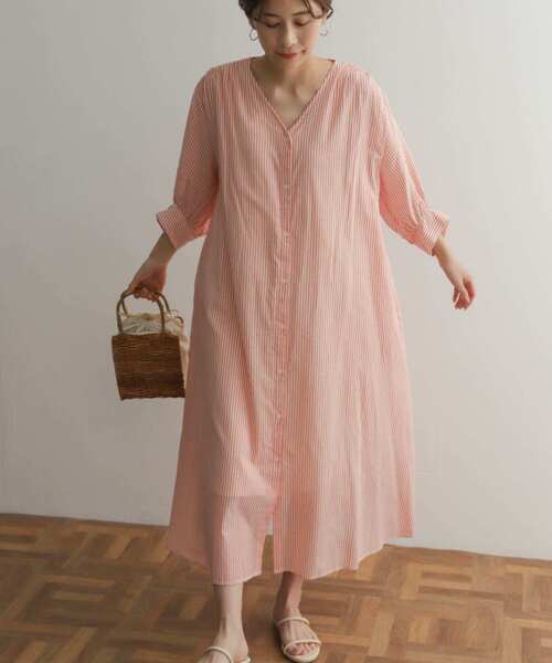 URBAN RESEARCH DOORS（アーバンリサーチドアーズ）の「ストライプフロントオープンシャツワンピース（ワンピース・レディース・グリーン系その他/ブルー系その他/パープル系その他/オレンジ系その他・MEDIUM）」の20枚目の写真