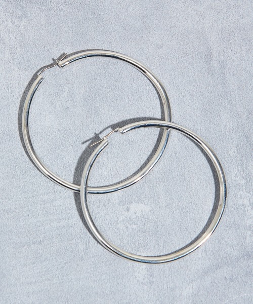 JANESMITH(ジェーンスミス)の「JANESMITH ジェーンスミス / BIG ROUND HOOP EARRING ビッグラウンドフープピアス / 23WAC-#121L(ピアス(両耳用)・レディース・シルバー/ゴールド・FREE)」の4枚目の写真