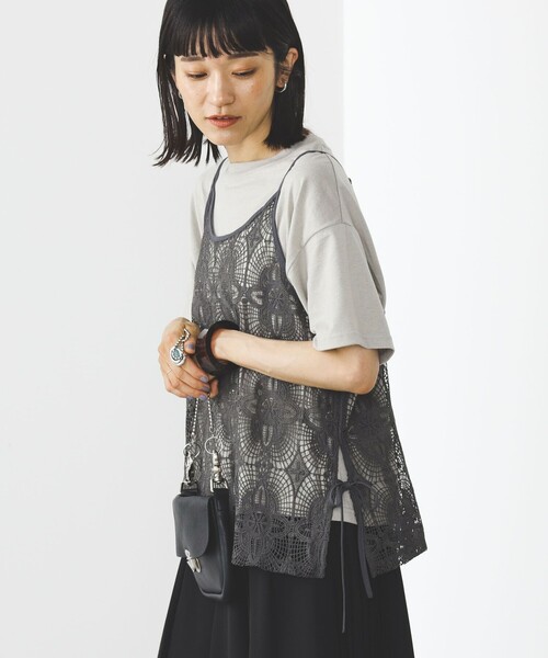 BEAMS HEART(ビームスハート)の「【2点セット】シアーレースビスチェ × Tシャツ(Tシャツ/カットソー・レディース・ナチュラル/イエロー系その他2/ブラック系その他4・FREE)」の16枚目の写真